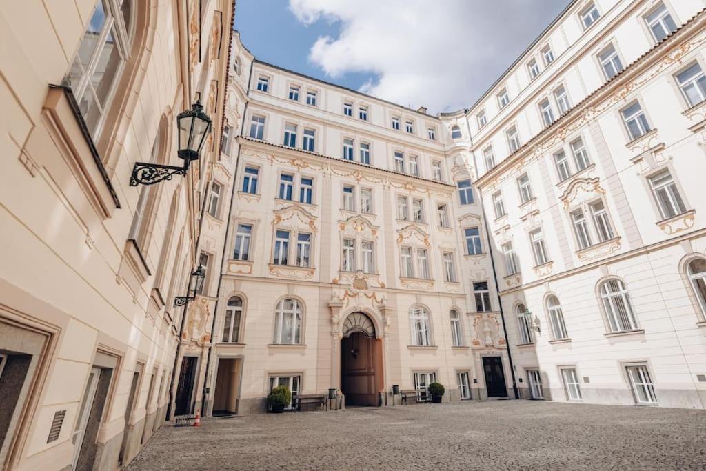 Magnificent Historical Penthouse In The Heart Of Prague Apartman Kültér fotó