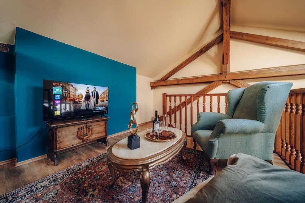 Magnificent Historical Penthouse In The Heart Of Prague Apartman Kültér fotó